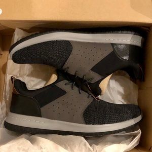 12W Men’s Skechers Delson-Camben